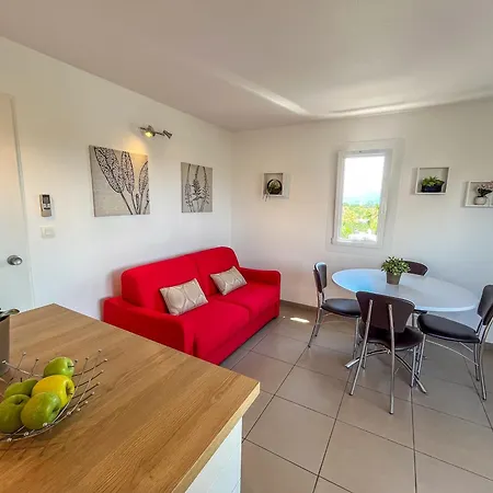 T2 Avec Terrasse A Cyprien - Plage, Piscine Et Parking - Fr-1-753-23